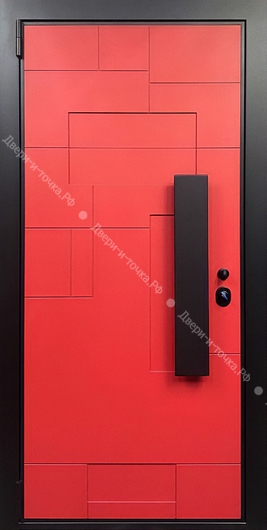 Металлическая дверь с красными панелями MDF RAL и черной бугельной ручкой